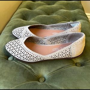 TOMS Jutti Suede Flats - Size 7.5